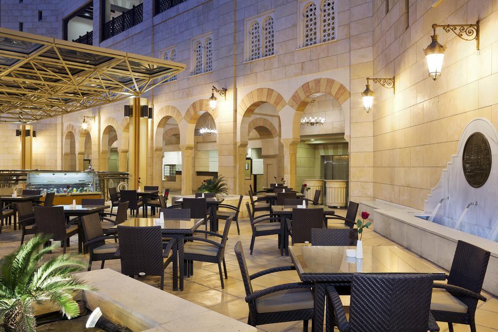 Anjum Makkah Hotel Mekka Kültér fotó The hotel's restaurant
